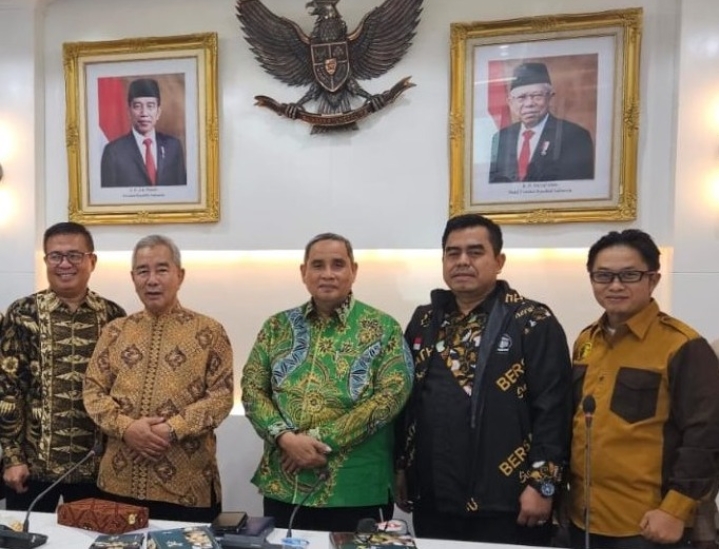 BERSATHU Siap Mendukung Kemenag RI Membenahi Regulasi Umroh dan Haji BERSATHU Siap Mendukung Kemenag RI Membenahi Regulasi Umroh dan Haji