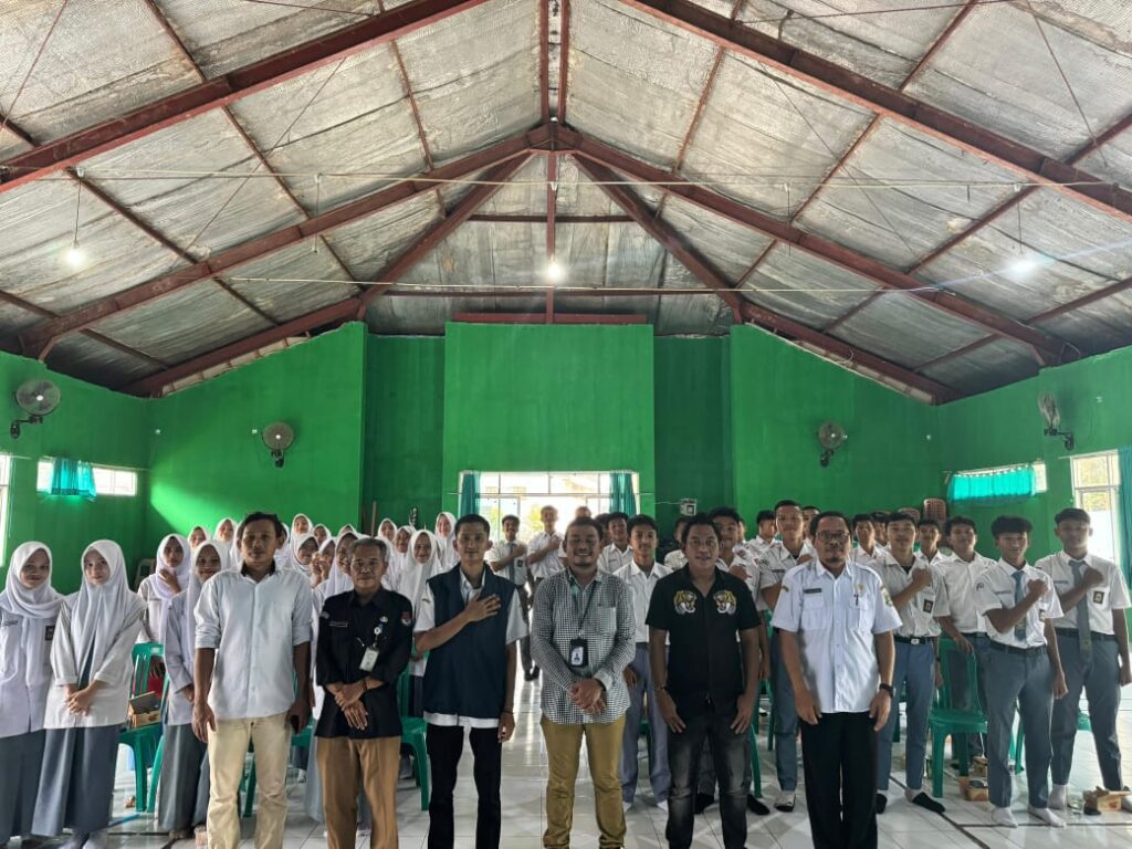 Tingkatkan Partisipasi Pemilih, KPU Pandeglang Gelar Sosialisasi di SMAN 4 Pandeglang Tingkatkan Partisipasi Pemilih, KPU Pandeglang Gelar Sosialisasi di SMAN 4 Pandeglang