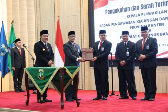 Pj Gubernur Al Muktabar Kukuhkan Kepala Perwakilan BPKP Provinsi Banten
