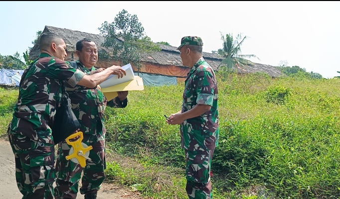 Dukung Program Pemerintah, Pasiter Kodim 0602/Serang Tinjau Lahan Rencana Pembangunan Dapur Sehat Dukung Program Pemerintah, Pasiter Kodim 0602/Serang Tinjau Lahan Rencana Pembangunan Dapur Sehat
