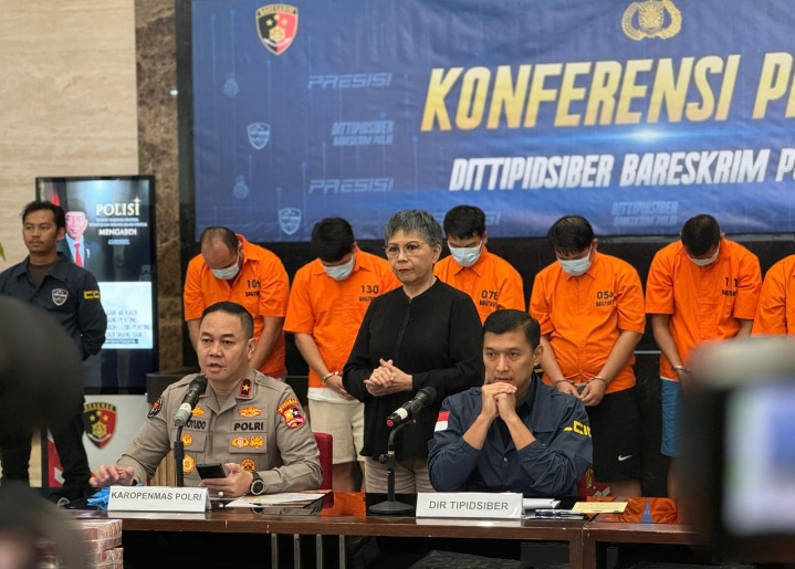 Polri Bongkar Sindikat Judi Online yang Dikendalikan WNA, Perputaran Uang Capai Rp 685 M Polri Bongkar Sindikat Judi Online yang Dikendalikan WNA, Perputaran Uang Capai Rp 685 M