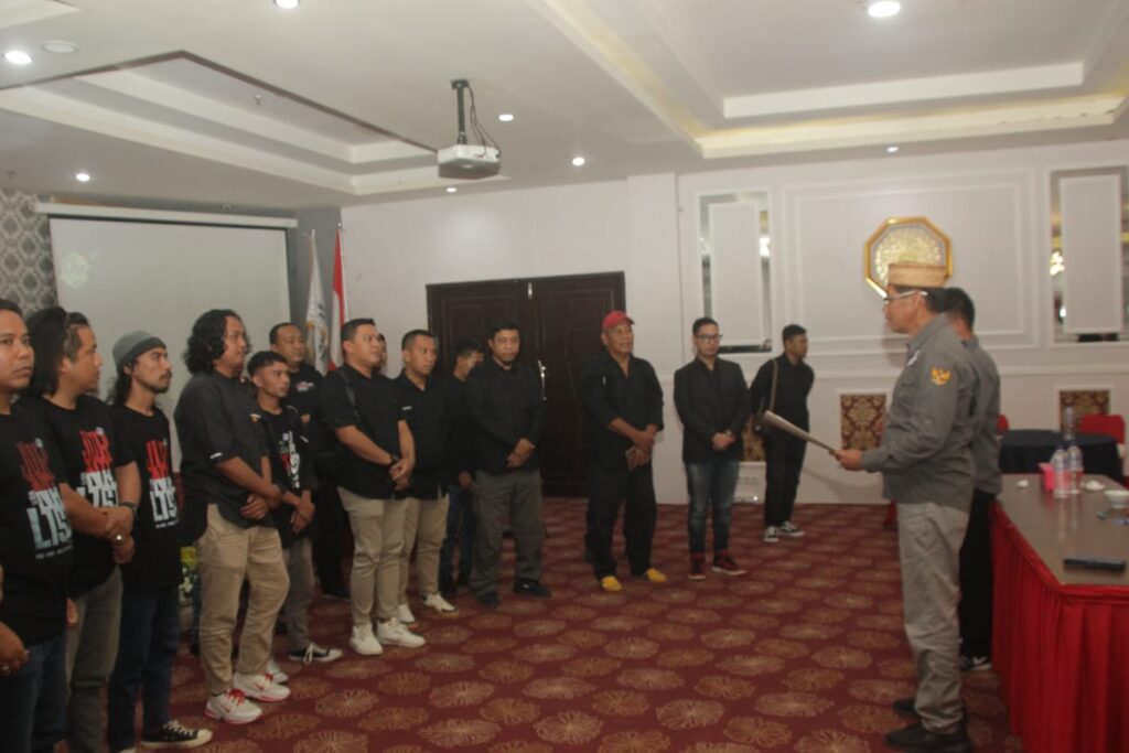 DPD PJS dan DPC se Gorontalo Dilantik Ketum DPP Mahmud Marhaba DPD PJS dan DPC se Gorontalo Dilantik Ketum DPP Mahmud Marhaba