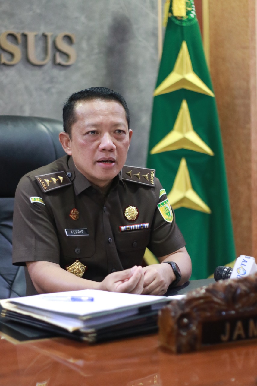 Kejagung Periksa Saksi Kasus Korupsi dan Pencucian Uang PT Duta Palma Kejagung Periksa Saksi Kasus Korupsi dan Pencucian Uang PT Duta Palma