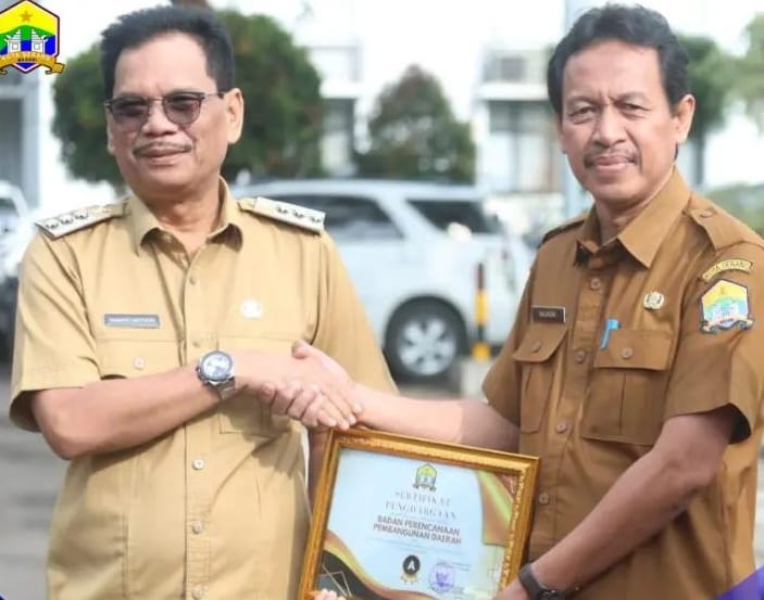Bappeda Kota Serang Raih Predikat A dalam Akuntabilitas Kinerja 2023 Bappeda Kota Serang Raih Predikat A dalam Akuntabilitas Kinerja 2023