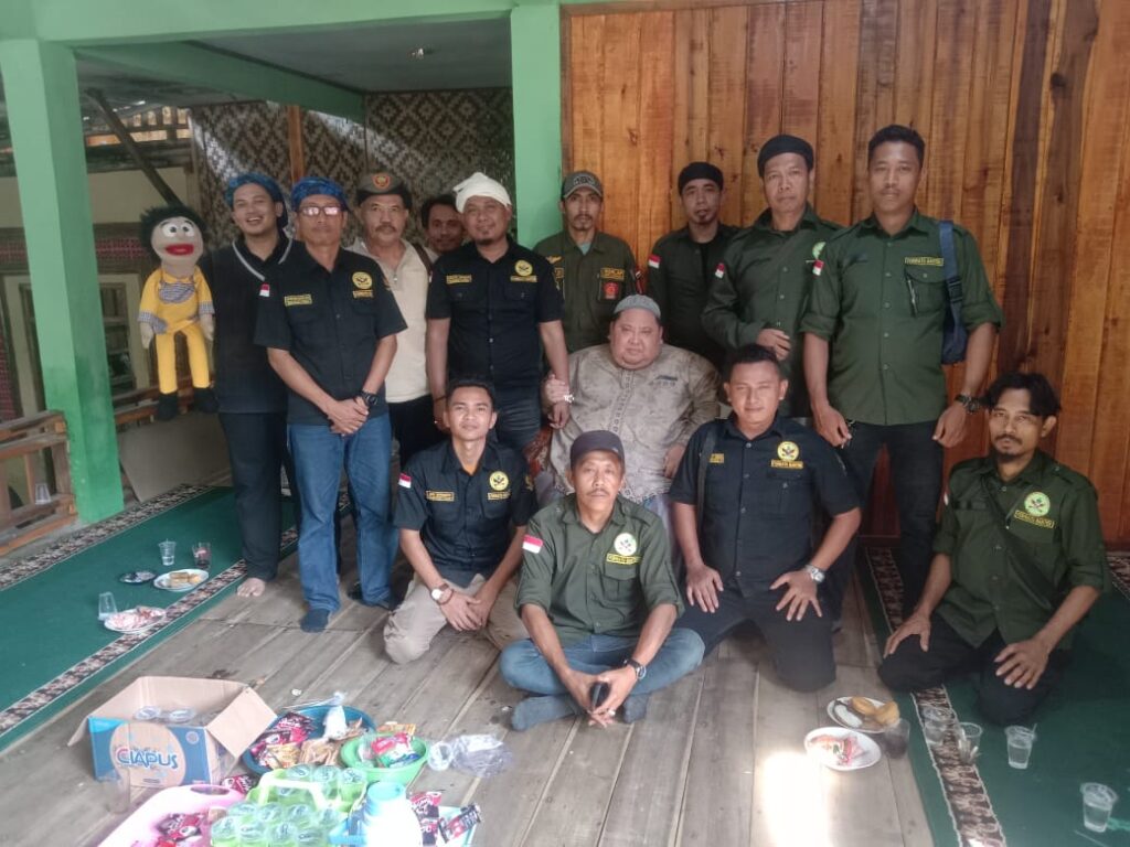 Forwatu Banten Gelar Apel Khusus dan Salurkan Bantuan di Lokasi Banjir Ponpes Al Mukmin