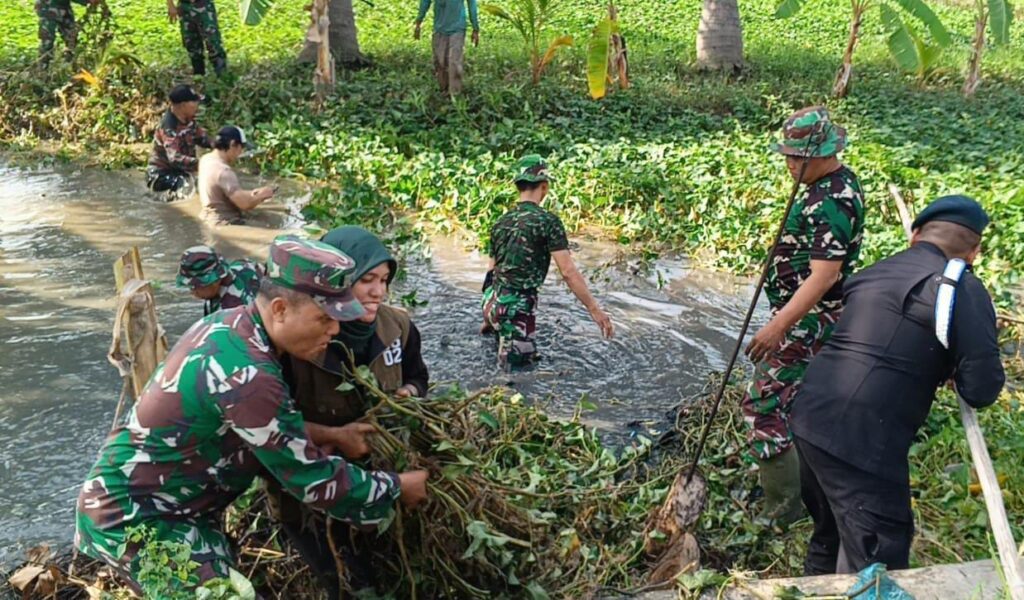 Peringati HJK TNI-AD, Kodim 0602/Serang dan Kopisusu Gelar Karbak di Sungai Pembuang Cibanten