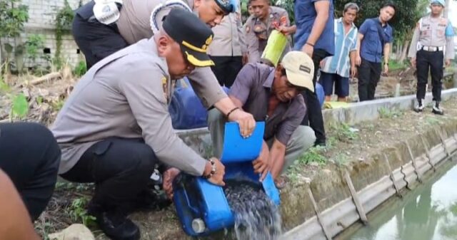 Kapolres Serang Tebar 25 Ribu Benih Ikan Lele untuk Dukung Ketahanan Pangan