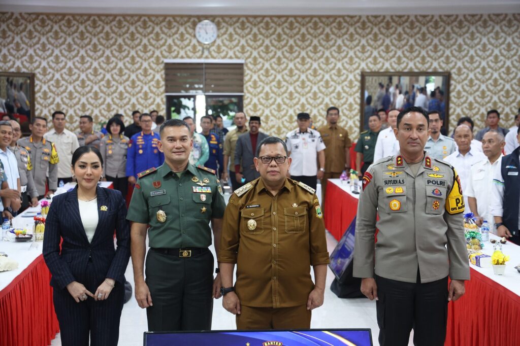 Pj Gubernur Banten A Damenta Pastikan Kesiapan Pengawalan Nataru 2024-2025 Pj Gubernur Banten A Damenta Pastikan Kesiapan Pengawalan Nataru 2024-2025