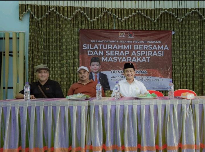 Serap Aspirasi di Lebak dan Pandeglang, Bonnie Triyana: Negara Harus Bertanggung Jawab atas Pendidikan Serap Aspirasi di Lebak dan Pandeglang, Bonnie Triyana: Negara Harus Bertanggung Jawab atas Pendidikan