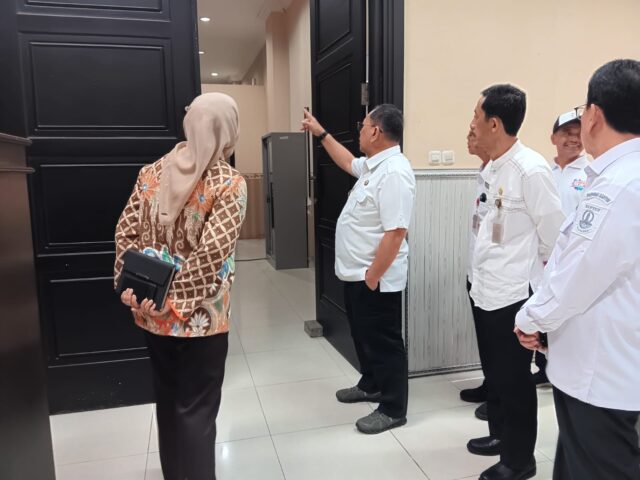 Pj Gubernur A Damenta Sidak Kantor Setda Provinsi Banten