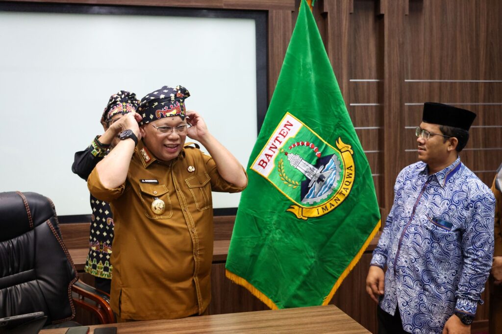 Pj Gubernur Banten Terima Audiensi Lembaga Pemangku Adat Kesultanan Banten Pj Gubernur Banten Terima Audiensi Lembaga Pemangku Adat Kesultanan Banten