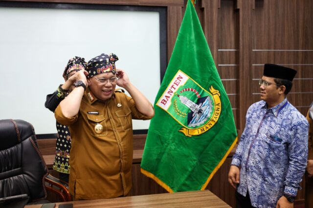 Pj Gubernur Banten Terima Audiensi Lembaga Pemangku Adat Kesultanan Banten