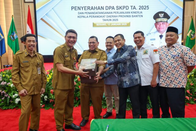 Serahkan DPA SKPD Provinsi Banten TA 2025, Pj Gubernur : Percepatan Pemenuhan Realisasi Target Kinerja