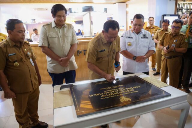 Pj Gubernur Banten Dampingi Mendagri dan Menteri PKP Kunker di Kota Tangerang