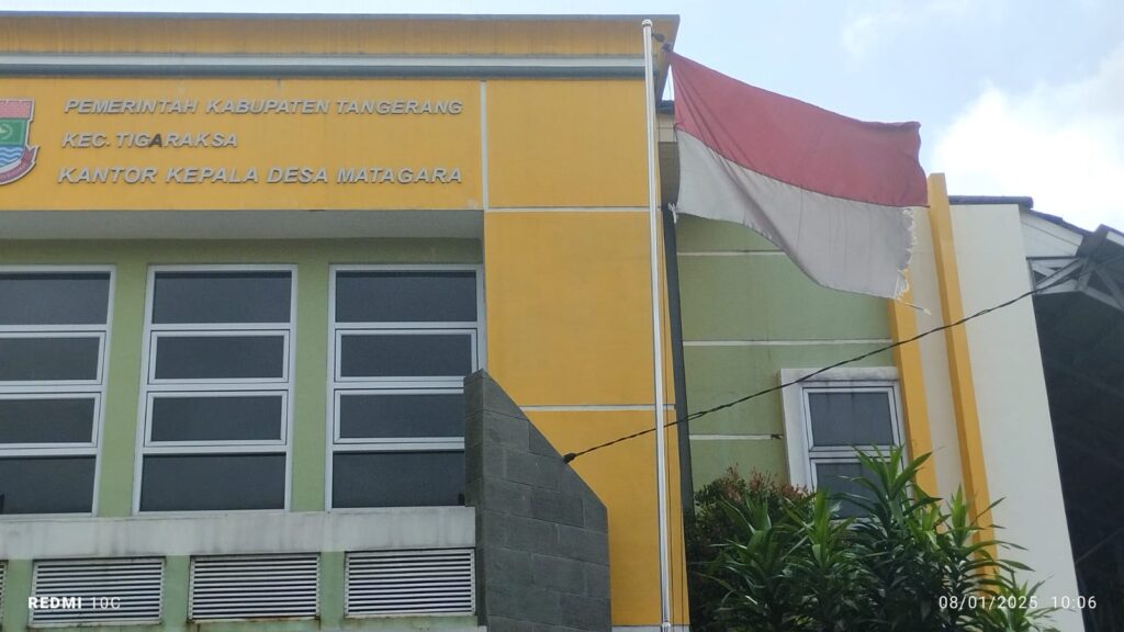 Bendera Robek Berkibar di Kantor Desa Matagara, KBI Desak Sanksi Tegas