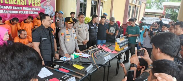 Dua Pelaku Tawuran yang Tewaskan Satu Pelajar Ditangkap Resmob Polres Serang