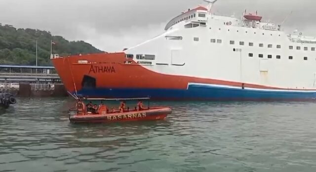 Penumpang Kapal Roro Nekat Terjun ke Laut dalam Perjalanan ke Pelabuhan Merak