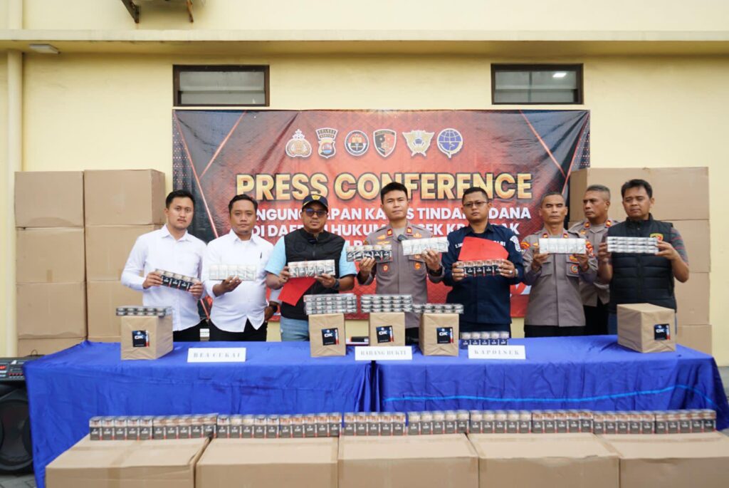 KSKP Merak Gagalkan Penyelundupan 1,8 Juta Batang Rokok Tanpa Cukai, Senilai Rp1,2 Miliar