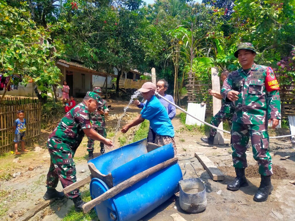 TNI Bangun Lima Sumur Bor di Lebak, Solusi Atasi Krisis Air Bersih