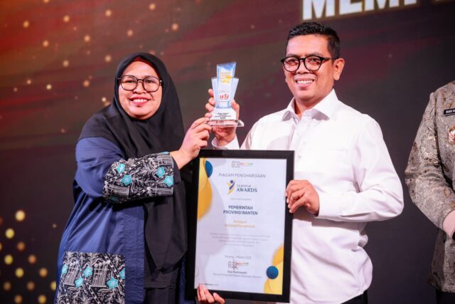 Andra Soni Raih Anugerah Ekbispar Award 2025 Kategori Tokoh Inspiratif