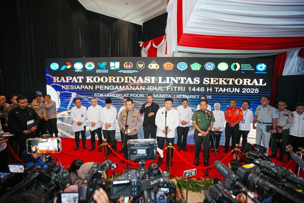 Puncak Arus Mudik Diprediksi Mulai 28 Maret, Kapolri Dirikan 2.835 Posko Pengamanan Puncak Arus Mudik Diprediksi Mulai 28 Maret, Kapolri Dirikan 2.835 Posko Pengamanan