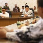 Terima PGRI se-Provinsi Banten, Andra Soni Bicara Program Sekolah Gratis dan Visi Adil Merata Tidak Korupsi