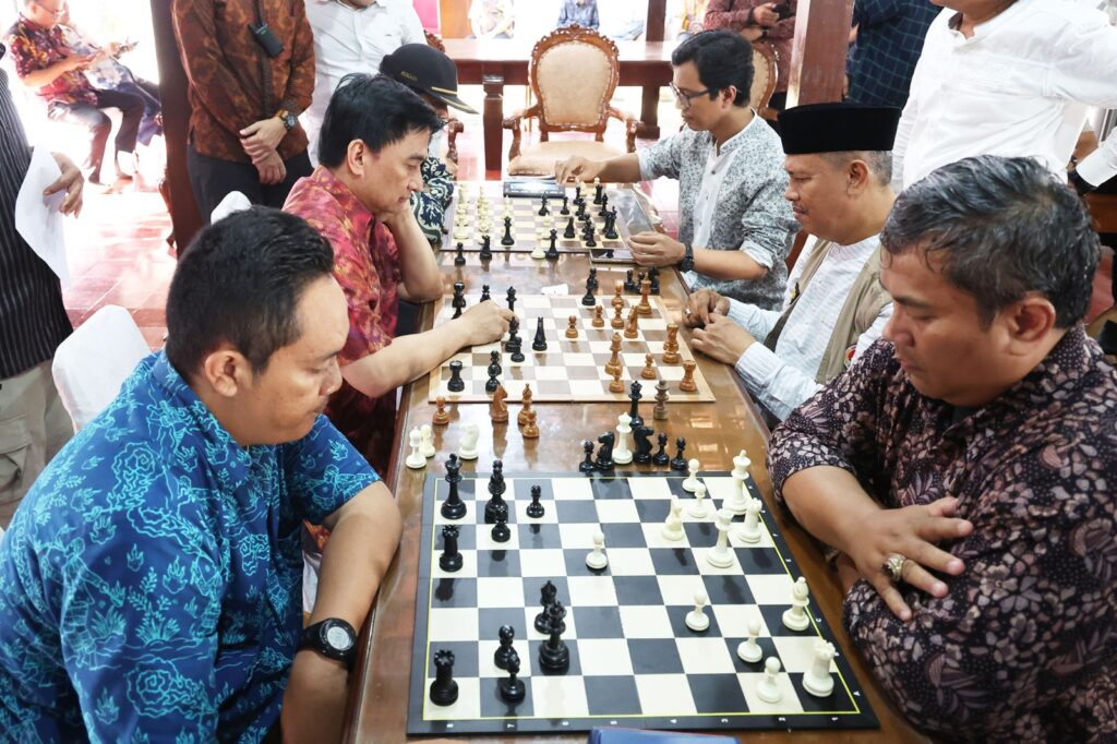 Dimyati Gelar Turnamen Catur Berkah Ramadan Dimyati Cup 2025 dan Buka Bersama