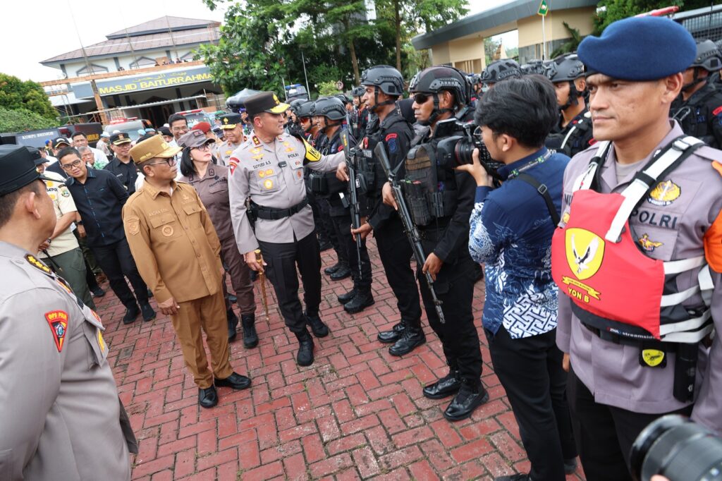 Andra Soni Ajak Semua Pihak Sukseskan Arus Mudik Lebaran 2025 di Provinsi Banten Andra Soni Ajak Semua Pihak Sukseskan Arus Mudik Lebaran 2025 di Provinsi Banten