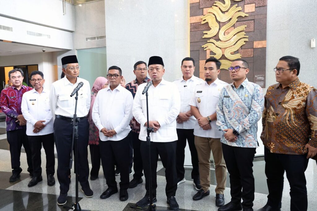 Rakor Pengendalian Banjir, Andra Soni : Banjir Merupakan Permasalahan Bersama Rakor Pengendalian Banjir, Andra Soni : Banjir Merupakan Permasalahan Bersama