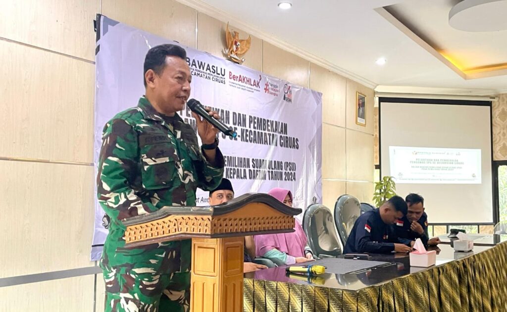 Danramil Ciruas Hadiri Pelantikan Pengawas TPS PSU Pilkada Kabupaten Serang, Tegaskan Netralitas TNI Danramil Ciruas Hadiri Pelantikan Pengawas TPS PSU Pilkada Kabupaten Serang, Tegaskan Netralitas TNI