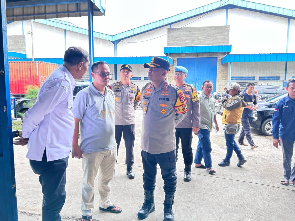 Kapolres Serang Tinjau Gudang Logistik Jelang PSU Pilkada