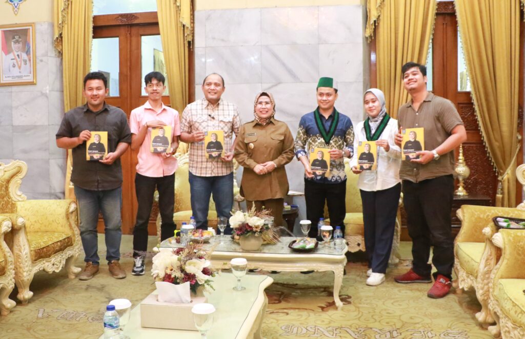 HMI Apresiasi Dua Dekade Kepemimpinan Ratu Tatu Chasanah HMI Apresiasi Dua Dekade Kepemimpinan Ratu Tatu Chasanah