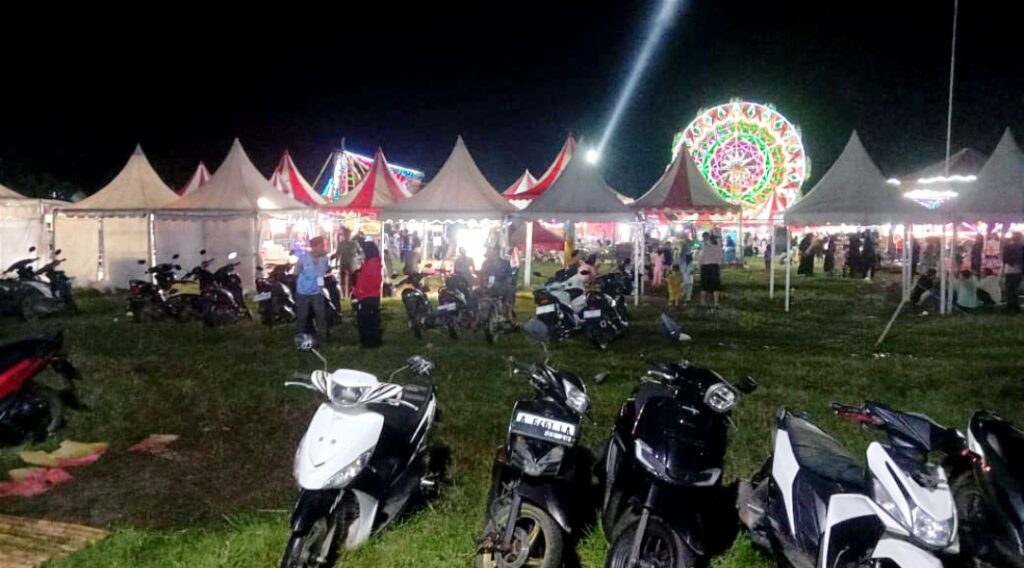 Libatkan Semua Unsur Warga Masyarakat, Pasar Malam di Pagelaran Jadi Ajang Hiburan Warga Libatkan Semua Unsur Warga Masyarakat, Pasar Malam di Pagelaran Jadi Ajang Hiburan Warga