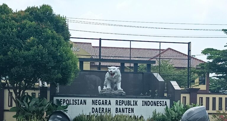 Skandal Website Desa Akhirnya Diambil Alih Kembali Oleh Polda Banten Skandal Website Desa Akhirnya Diambil Alih Kembali Oleh Polda Banten