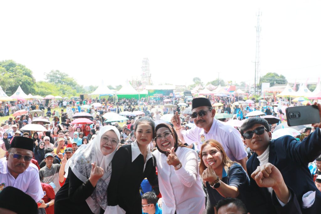 Mayday 2025, Bupati Serang Ingatkan Jaga Komunikasi Buruh, Industri dan Pemerintah Mayday 2025, Bupati Serang Ingatkan Jaga Komunikasi Buruh, Industri dan Pemerintah