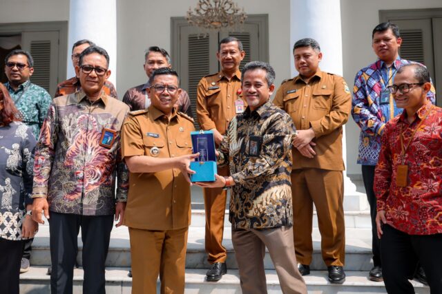 Dorong Pemerataan Listrik, Gubernur Banten Gandeng PLN Tuntaskan Masalah di Kepulauan
