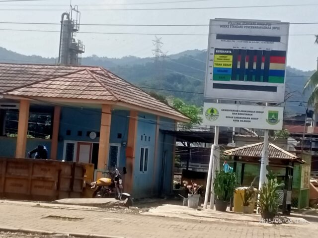 ISPU Rusak, Warga Grogol Minim Kualitas Udara di Tengah Asap Pabrik