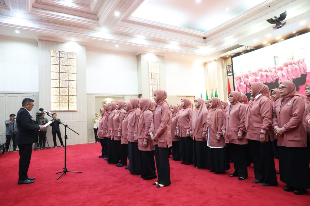 Andra Soni Lantik Irna Narulita Pimpin BKOW Banten 2025–2030
