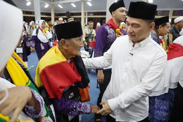 Wagub Banten Lepas Jamaah Haji Kloter 33 JKG Kabupaten Pandeglang