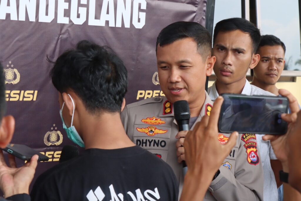 Polres Pandeglang Tangkap 47 Pelajar Konvoi Kelulusan Bawa Sajam, 3 Jadi Tersangka Polres Pandeglang Tangkap 47 Pelajar Konvoi Kelulusan Bawa Sajam, 3 Jadi Tersangka