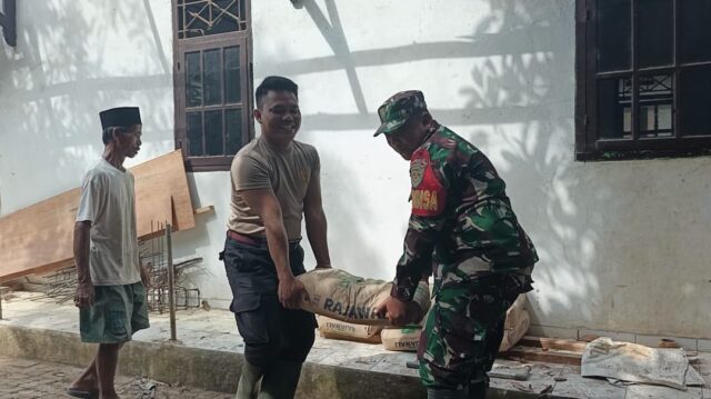 Sinergi TNI-Polri Warnai TMMD ke-124 Kodim 0602/Serang di Desa Silebu