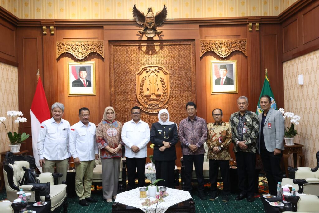 Kunjungan Ke Pemprov Jatim, Andra Soni Bahas Pembangunan Daerah dan Kerjasama Antar Daerah Kunjungan Ke Pemprov Jatim, Andra Soni Bahas Pembangunan Daerah dan Kerjasama Antar Daerah