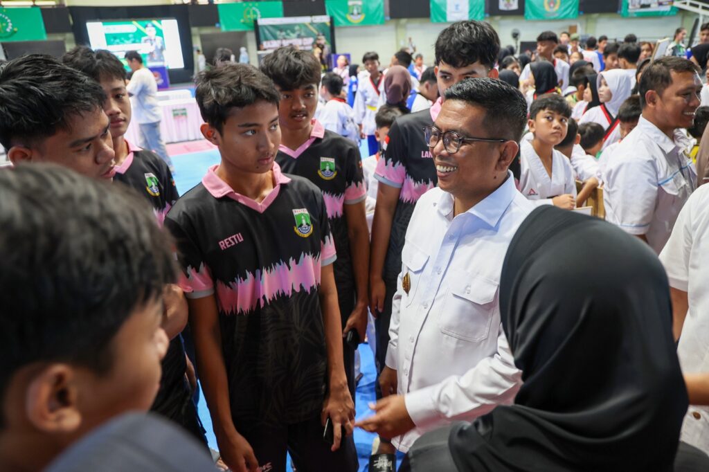Hadiri Pembukaan Kajati Banten Cup Taekwondo Tahun 2025, Gubernur Pesankan Jaga Sportifitas Hadiri Pembukaan Kajati Banten Cup Taekwondo Tahun 2025, Gubernur Pesankan Jaga Sportifitas