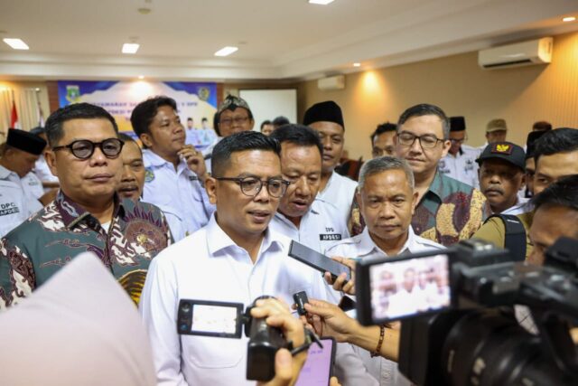 Tingkatkan Kesejahteraan, Andra Soni Gagas Pos Pelayanan Desa Sejahtera