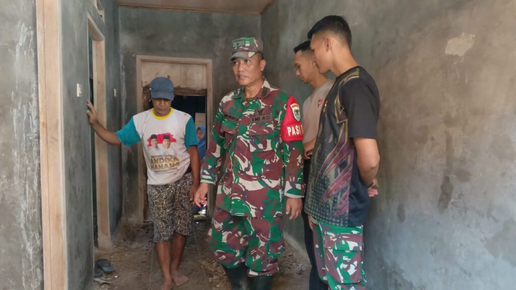 Pasiter Kodim Pantau Progres Pembangunan Rutilahu Program TMMD Ke-124 Kodim 0602/Serang Pasiter Kodim Pantau Progres Pembangunan Rutilahu Program TMMD Ke-124 Kodim 0602/Serang