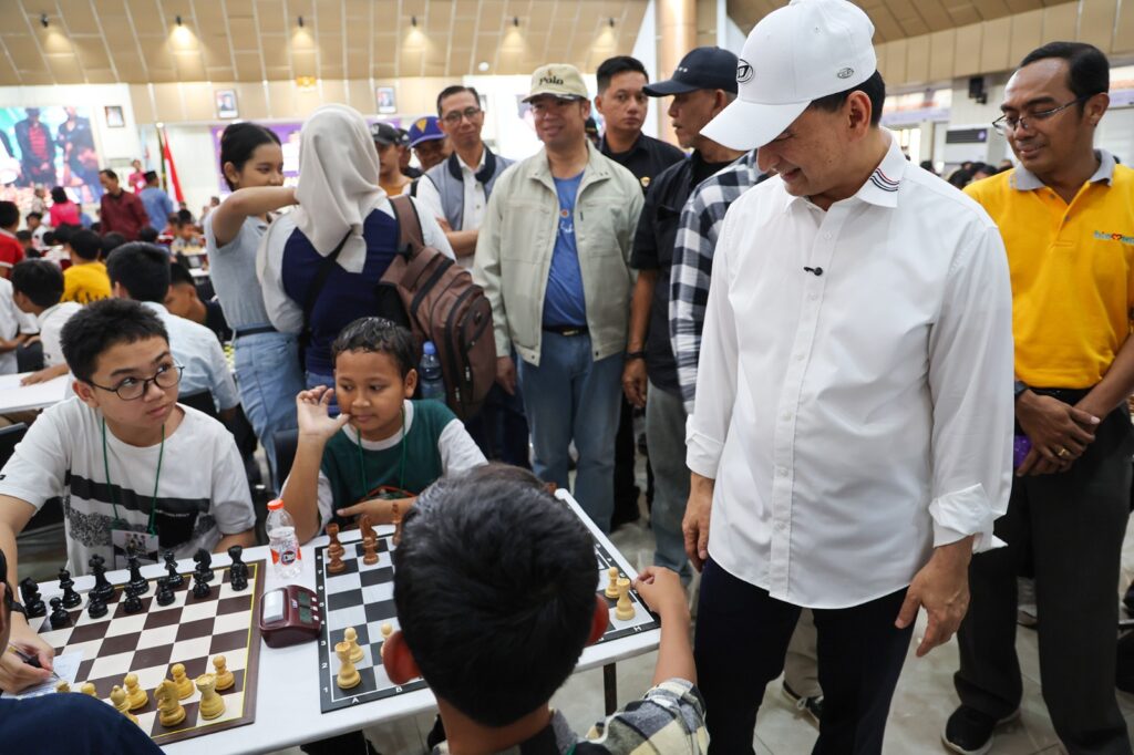 Wagub Banten : Catur Positif Dalam Membentuk Karakter Anak Wagub Banten : Catur Positif Dalam Membentuk Karakter Anak