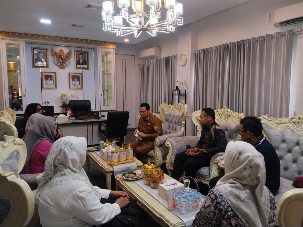 Forum Ekonomi Kreatif Kota Serang Temui Wali Kota, Dorong Kolaborasi dan Peningkatan Life Skill Forum Ekonomi Kreatif Kota Serang Temui Wali Kota, Dorong Kolaborasi dan Peningkatan Life Skill
