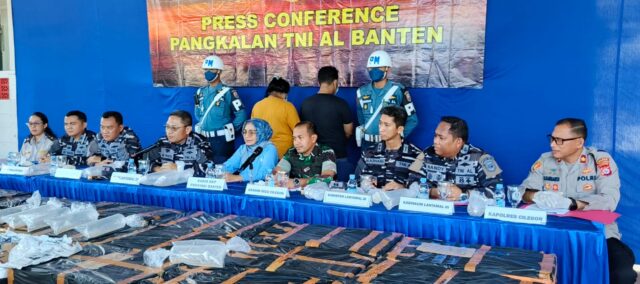 TNI AL Gagalkan Penyelundupan 199 Ribu Benih Lobster di Merak