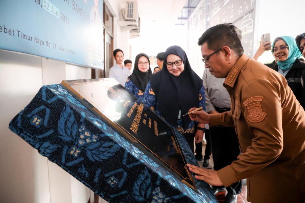 Andra Soni Resmikan Rumah Singgah Masyarakat Banten Di Jakarta