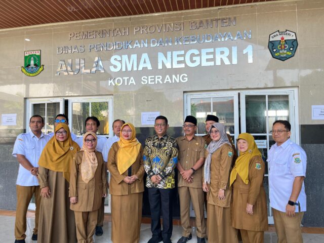 Hari Pertama SPMB, Andra Soni: Pegang Teguh Integritas, Kredibilitas, dan Aturan Yang Berlaku